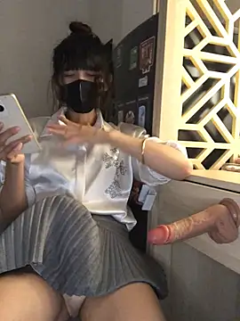 Writhing_First Webcam show