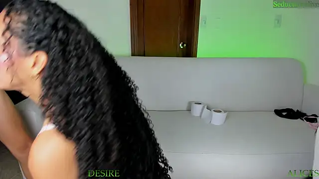 Mystic_sexzonexxx webcam show