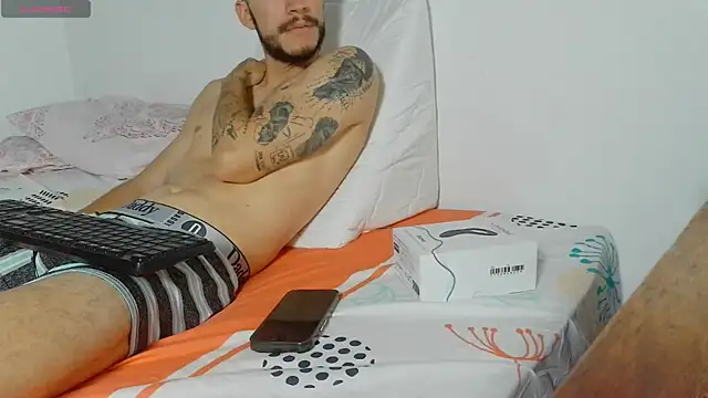 Show modela Cmi69 na web-kameri