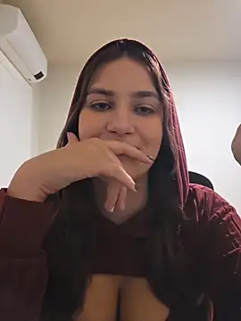 MiaRides19 – webcam-show