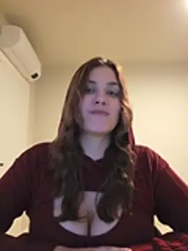 MiaRides19 Adlı Modelin Canlı XXX Sohbeti