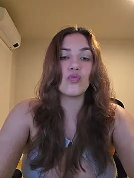 MiaRides19n Webbikameraesitys