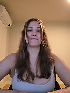MiaRides19 Live XXX-Chat