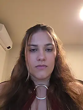 MiaRides19 Adlı Modelin Canlı XXX Sohbeti
