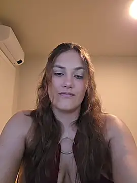 Chat XXX ao vivo de MiaRides19