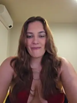 Živý XXX chat MiaRides19