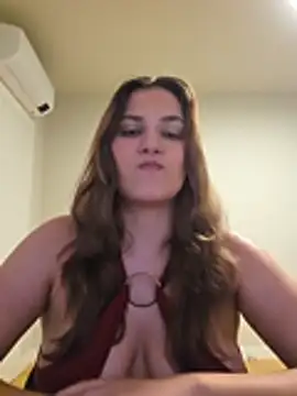 MiaRides19 Webcamshow