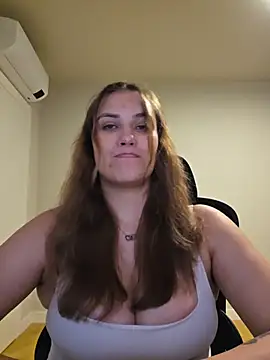 MiaRides19 Chat XXX live