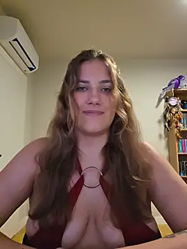 MiaRides19 Adlı Modelin Canlı XXX Sohbeti