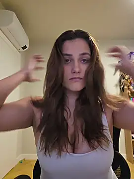 MiaRides19 Chat XXX in diretta