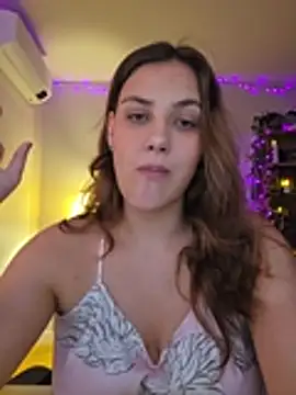 MiaRides19 Webcam Show