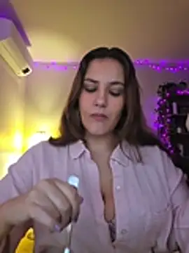 XXX chat uživo modela MiaRides19