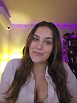 MiaRides19's Webcam Show