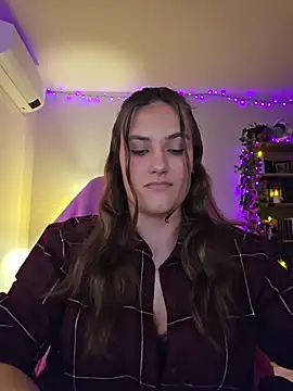 MiaRides19 Webcamshow
