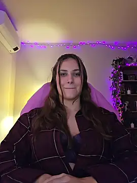 MiaRides19 Webcamshow