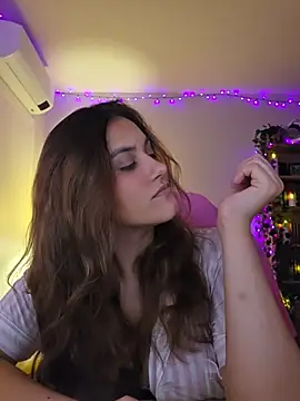 XXX chat uživo modela MiaRides19