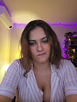 Chat XXX en directo de MiaRides19