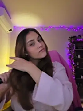 MiaRides19 webcam show