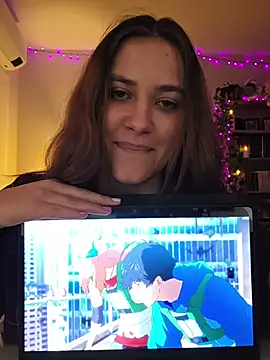 MiaRides19n Webbikameraesitys