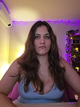 MiaRides19 Webcamshow