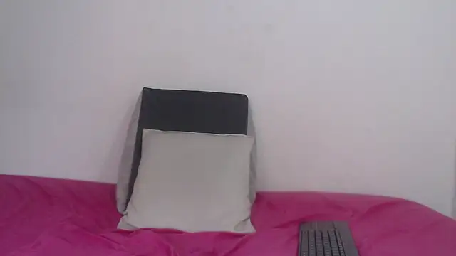 Nikki__uwu – live chatrum