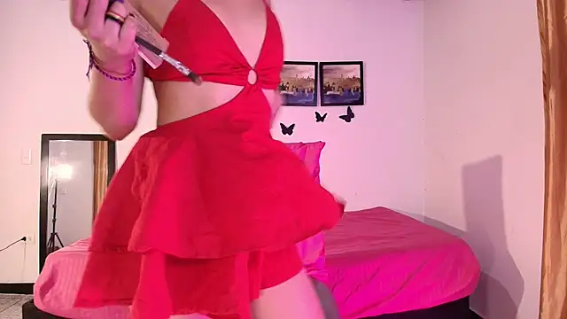 Nikki__uwu: απευθείας συνομιλία ΧΧΧ