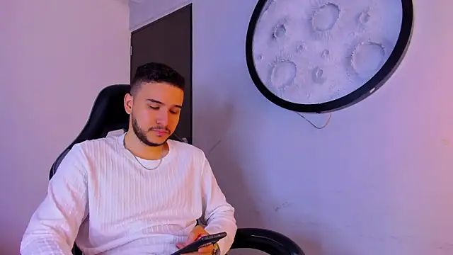 mike_257 Webcam Show