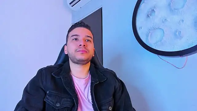 mike_257 Webcam show