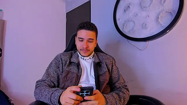 mike_257 Webcam Show
