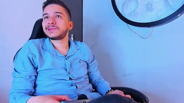 mike_257 Webcam-Show