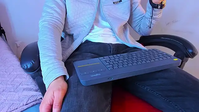 mike_257 Adlı Modelin Web Kamerası Şovu