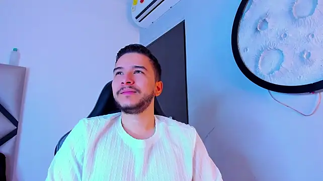 הופעת וובקאם של mike_257