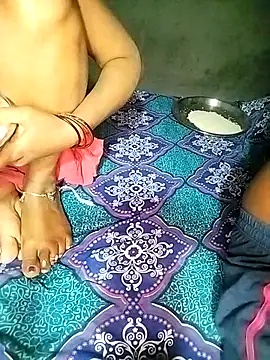 Super_bhabhi_Indian: διαδικτυακό σόου στην κάμερα
