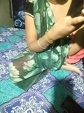 Super_bhabhi_Indian Show in webcam
