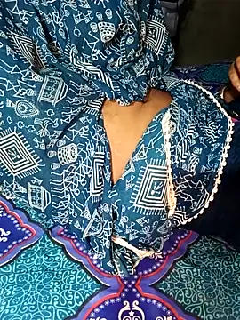 הופעת וובקאם של Super_bhabhi_Indian