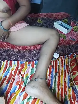 Pokazy przed kamerką – Super_bhabhi_Indian