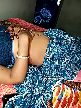 Super_bhabhi_Indian Adlı Modelin Web Kamerası Şovu