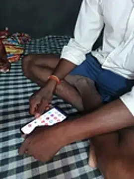 Super_bhabhi_Indian Adlı Modelin Web Kamerası Şovu