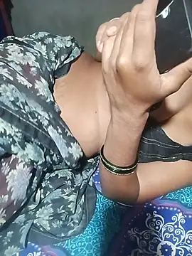 Desi_hot_bhabhii 在線直播表演