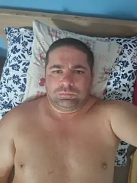 marek2355 live XXX chat