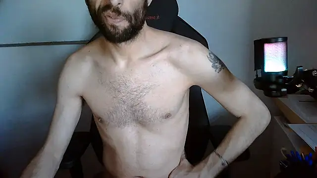 topg84 Show in webcam