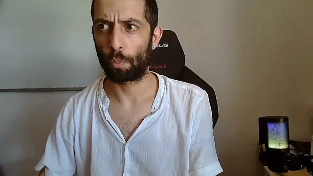topg84 Show in webcam