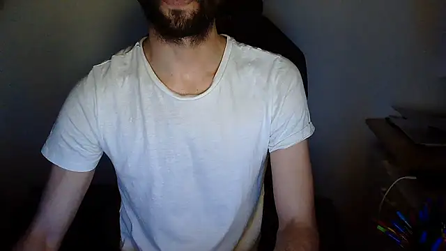 topg84 Show in webcam