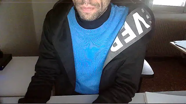 Show modela topg84 na web-kameri