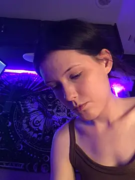 Lilactease's Webcam Show