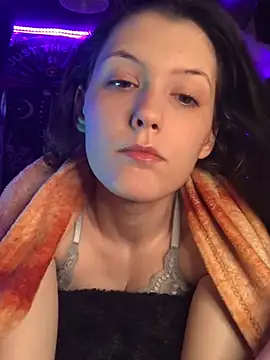Pokazy przed kamerką – Lilactease