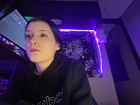 Lilactease's Webcam Show