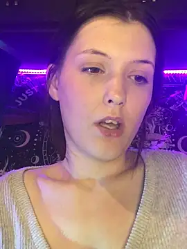 Lilactease's Webcam Show