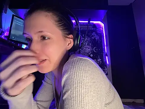 Lilactease's Live XXX Chat