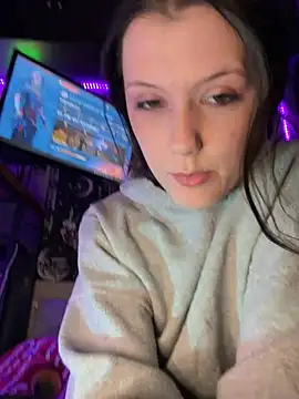 Lilactease Show in webcam